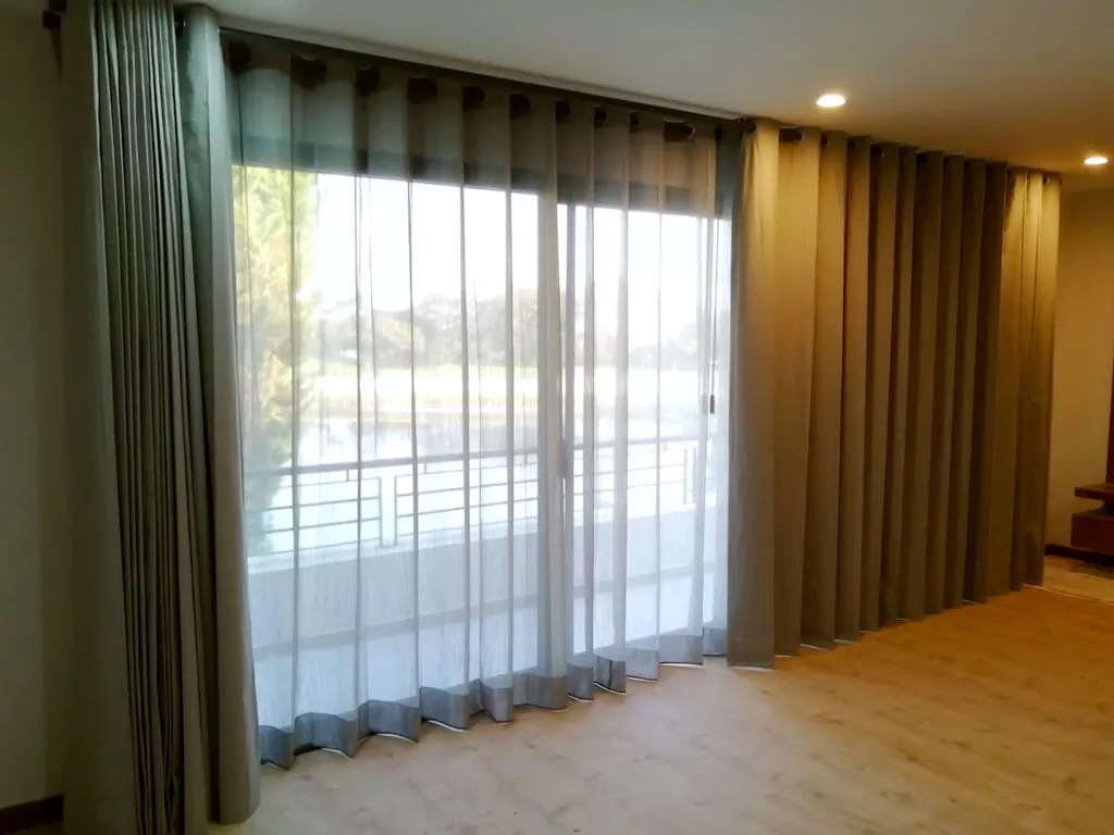 cortinas de tela en habitaciones